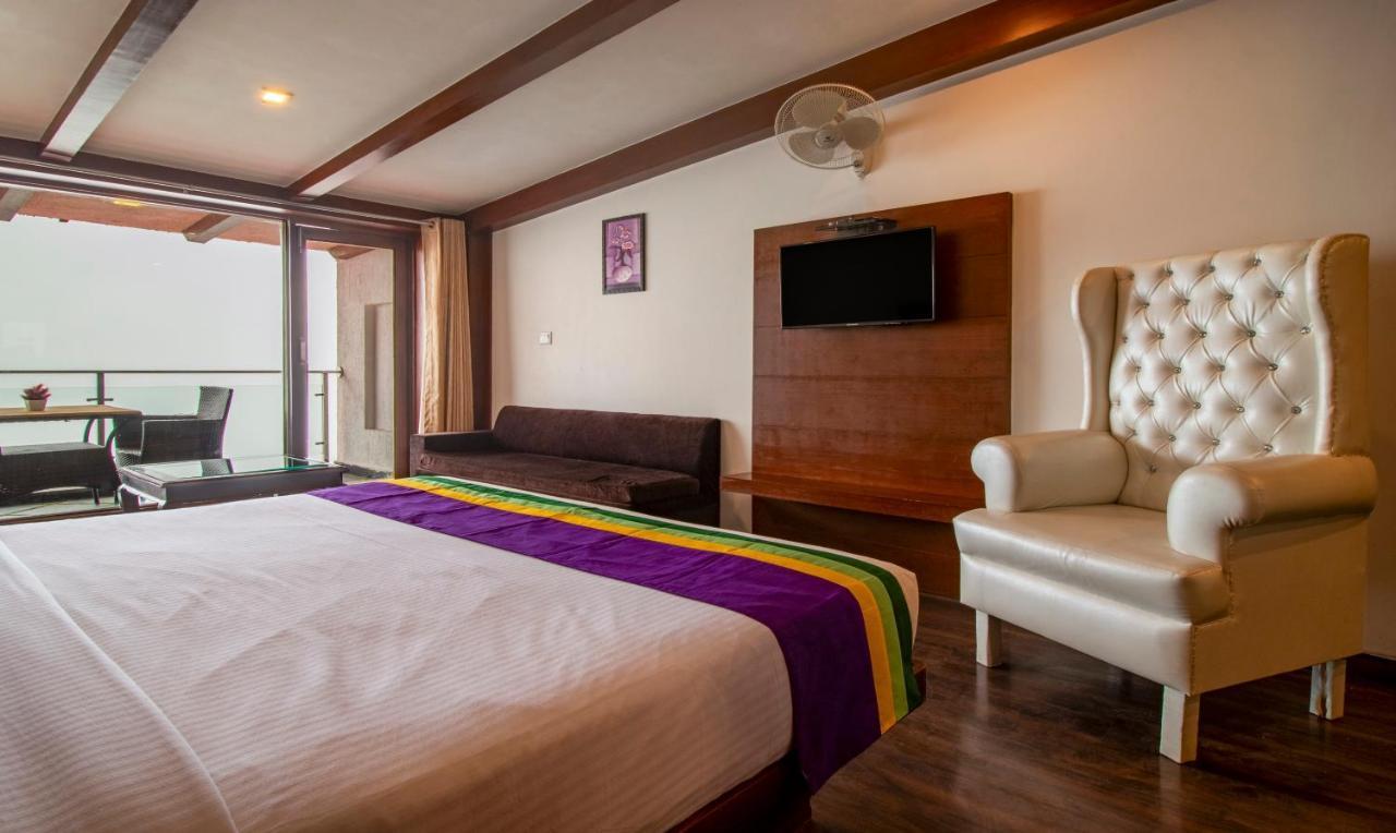Treebo Premium Queen Of Hills Near Mall Road Mussoorie Eksteriør bilde